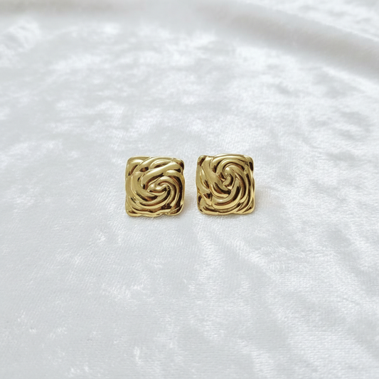 Swirl Anti-Tarnish Earring