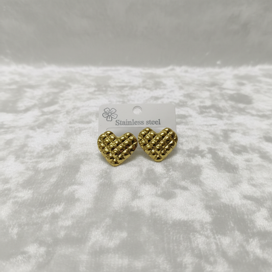 Heart-Shaped Anti-Tarnish Earrings