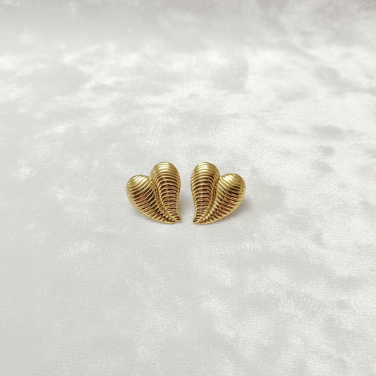 Heart-Shaped Anti-Tarnish Earrings
