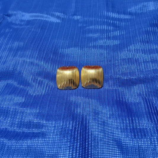 Square-Shaped Anti-Tarnish Stud