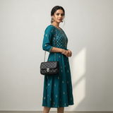 Diamond-Quilted Pattern Hangbag